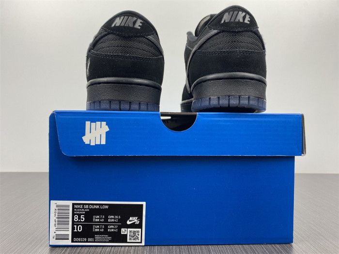 undefeated x dunk low 
