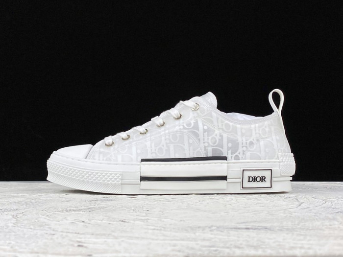 b23 oblique low-top sneaker