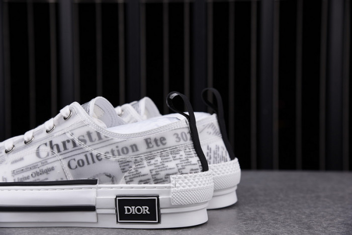 b23 oblique low-top sneaker