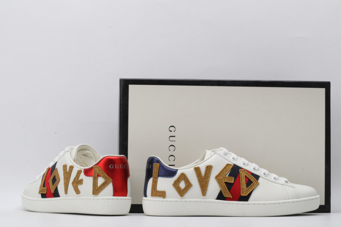 gu ace embroidered low-top sneaker