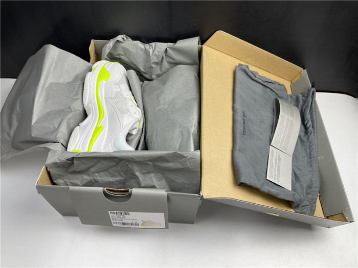 Ba*len*cia*ga triple s sneaker 536737 w0901 9088