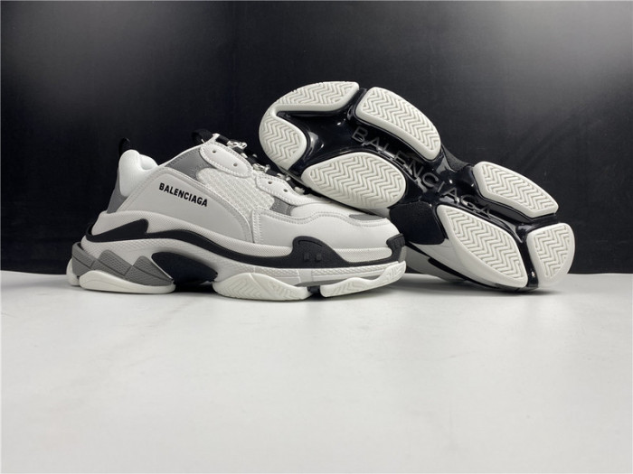balen triple s trainer
