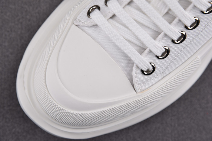 alexander mcqueen tread slick lace up boot white