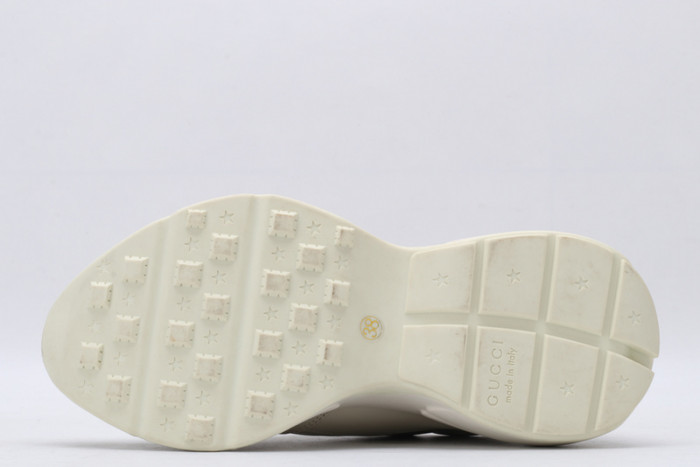 G*u*i sneaker g1000064