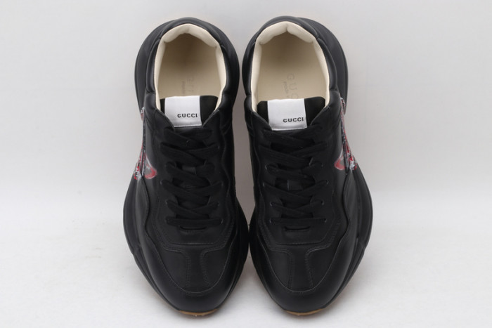 G*u*i sneaker g1000053
