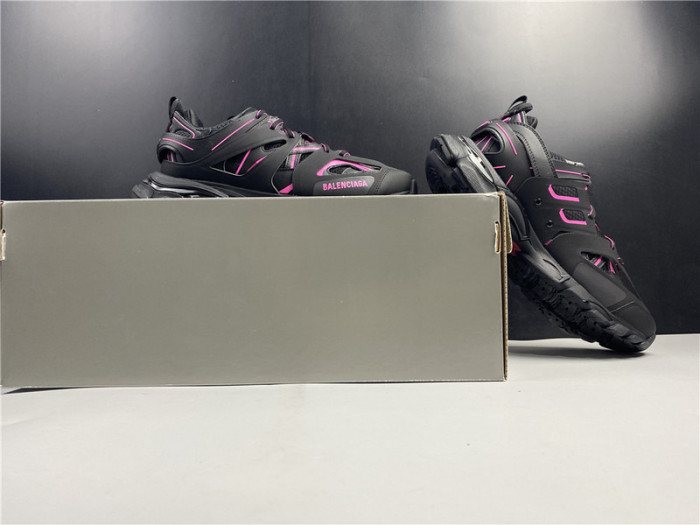 balen track sneaker pink and black 542023 w2la1 2046