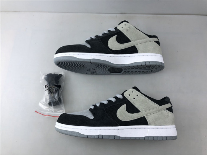 nike sb zoom dunk low pro black/wolf grey-white-white 854866-001