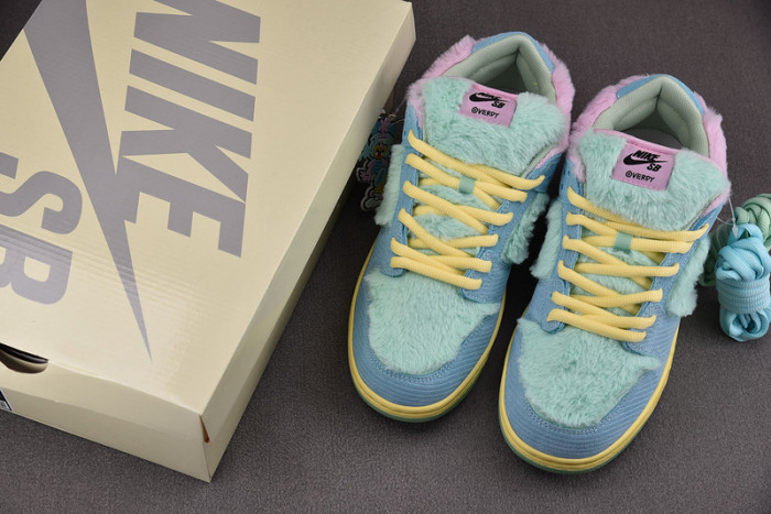 nike sb dunk low verdy visty fn6040-400