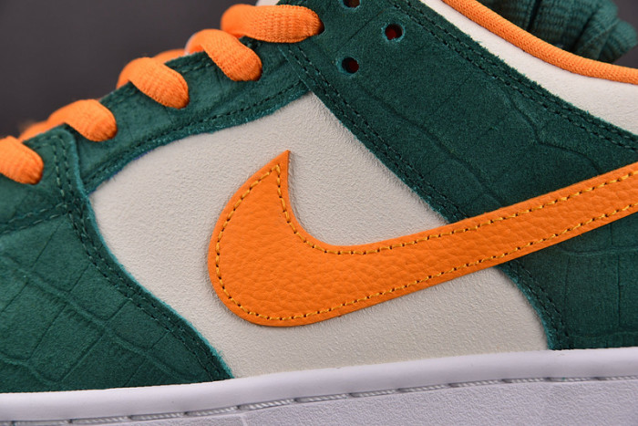 nike sb dunk low legion pine kumquat