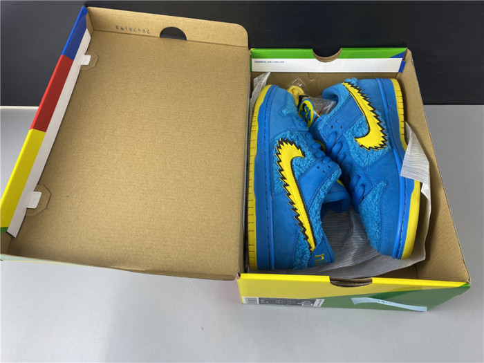 nike sb dunk low grateful dead "blue bear" cj5378-400