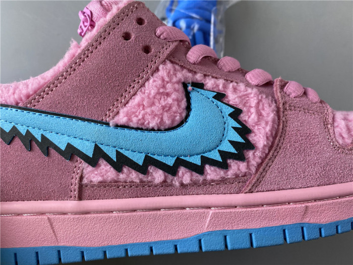 nike sb dunk low grateful dead x pink bear cj5378-600
