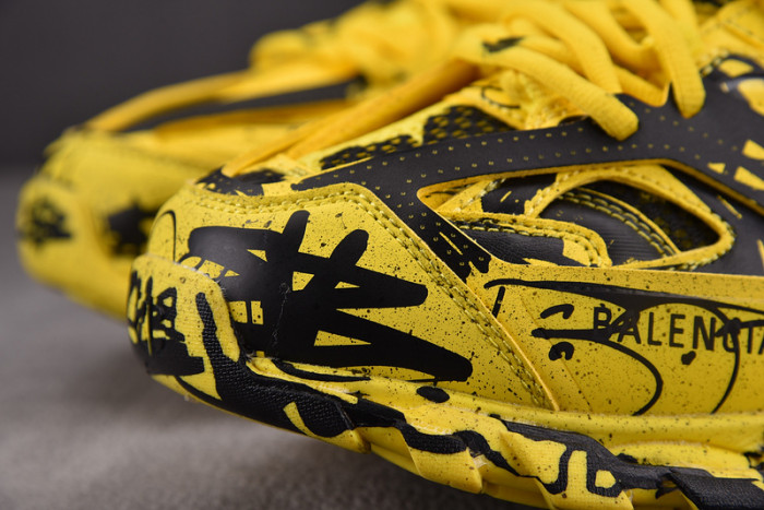 balen track graffiti yellow
