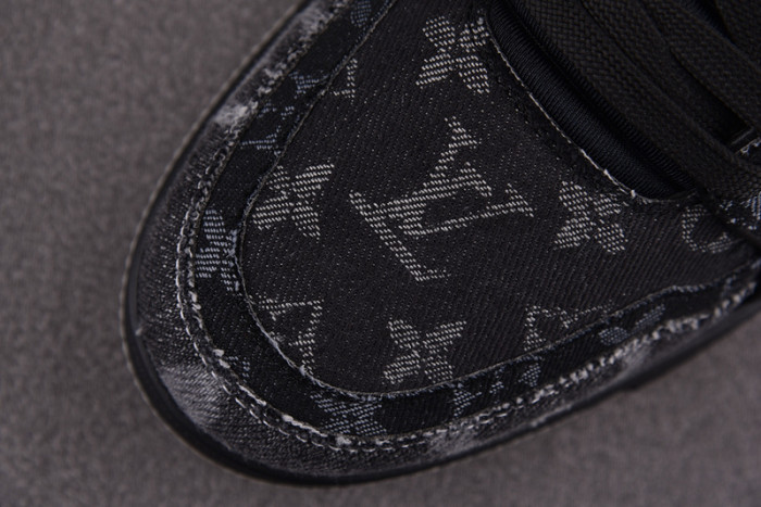lou1s vu1tton sneakers