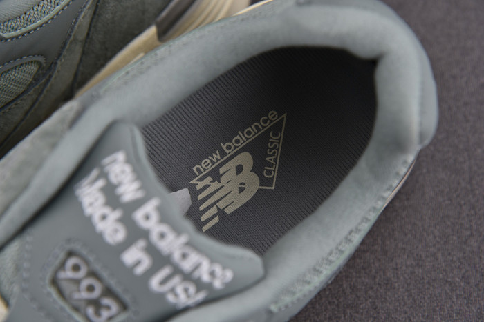 new balance 993 miusa kith pistachio