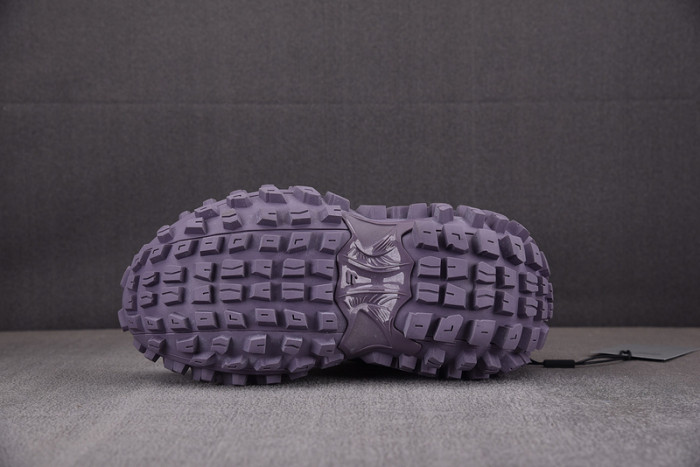 Ba*len*cia*ga defender purple