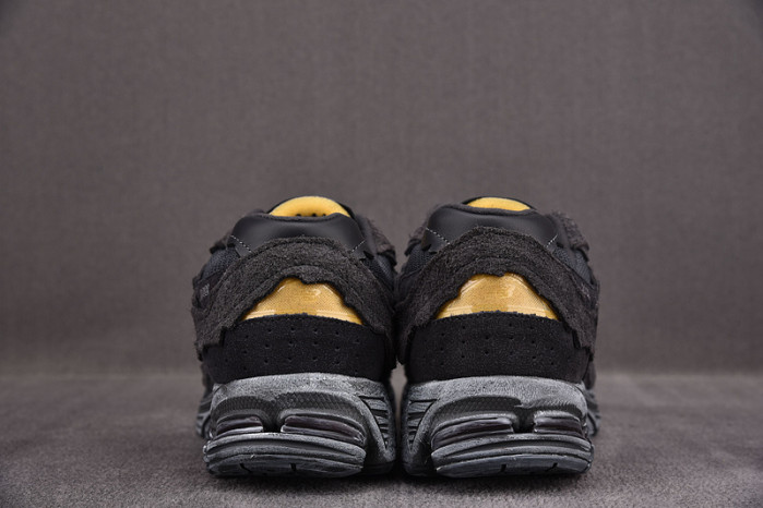 new balance 2002r protection pack phantom