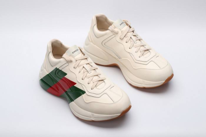 G*u*i sneaker g1000071