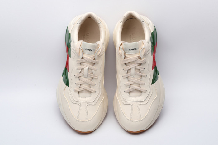 G*u*i sneaker g1000071