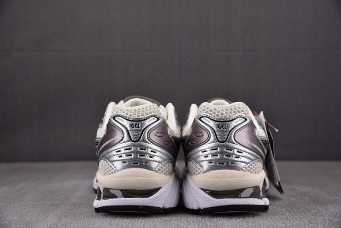 As*ic*s gel-kayano 14 1201a019-108