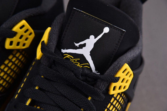 jordan 4 retro thunder (2023)