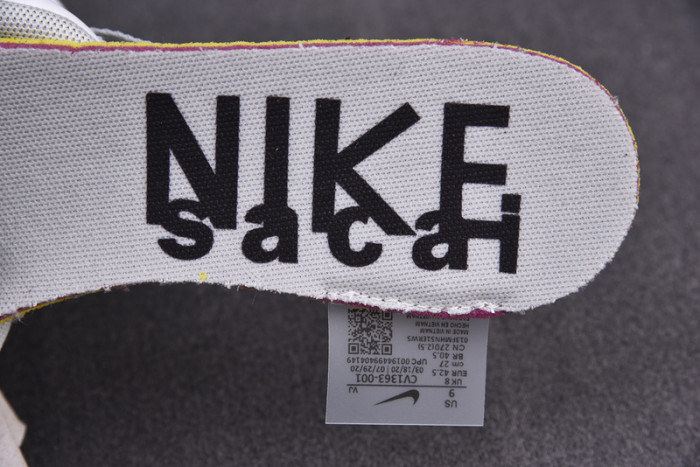 nike vaporwaffle sacai black white cv1363-001