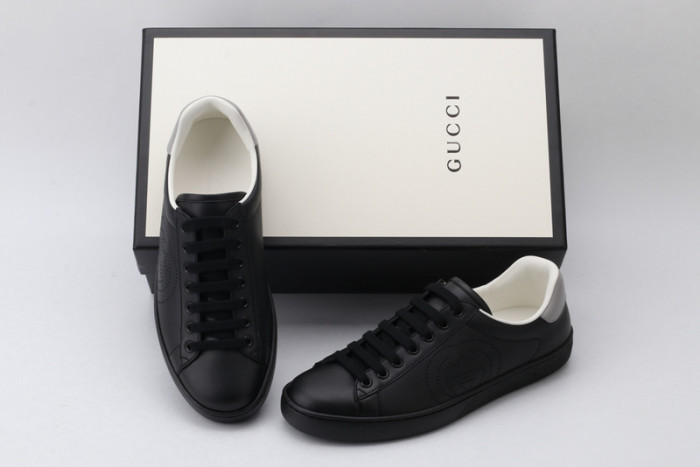 G*u*i sneaker g1000040