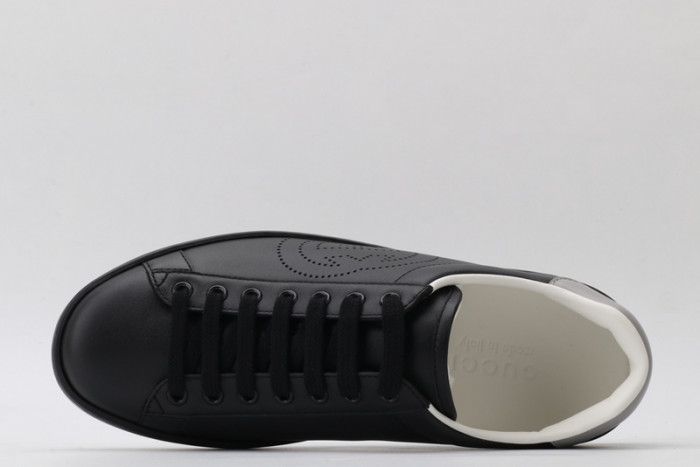 G*u*i sneaker g1000040