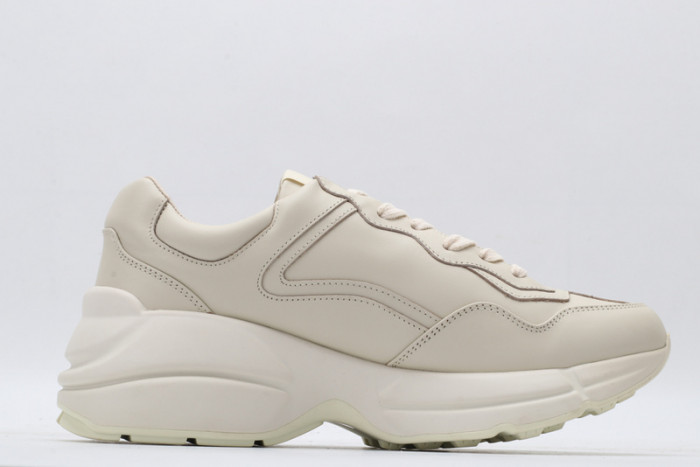 G*u*i sneaker g1000077