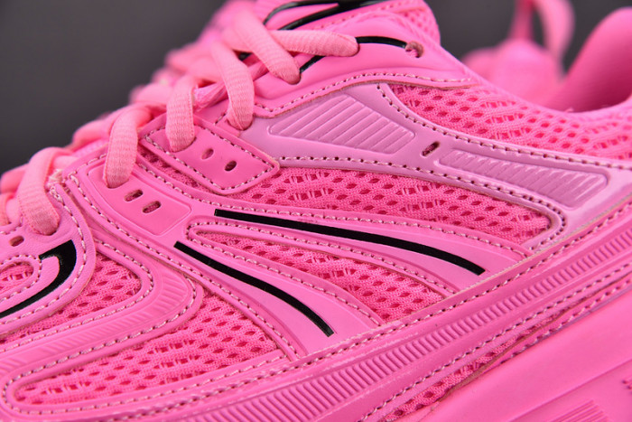 Ba*len*cia*ga defender pink