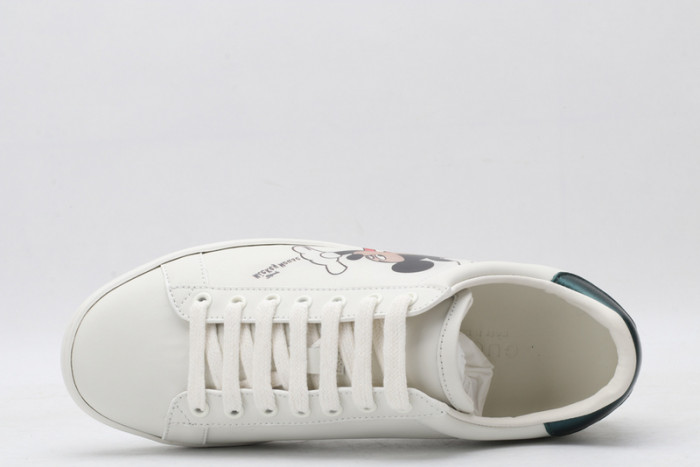 G*u*i sneaker g1000026