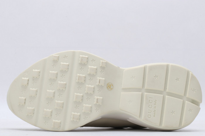 G*u*i sneaker g1000072