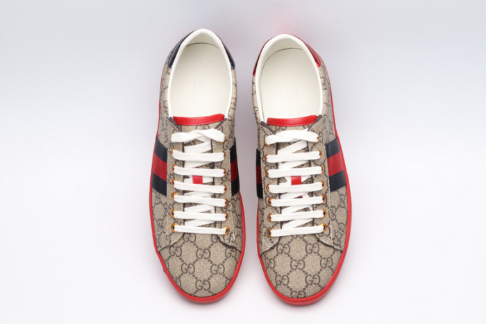 G*u*i sneaker g1000018