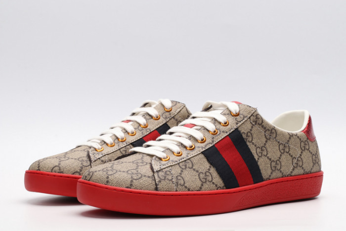 G*u*i sneaker g1000018