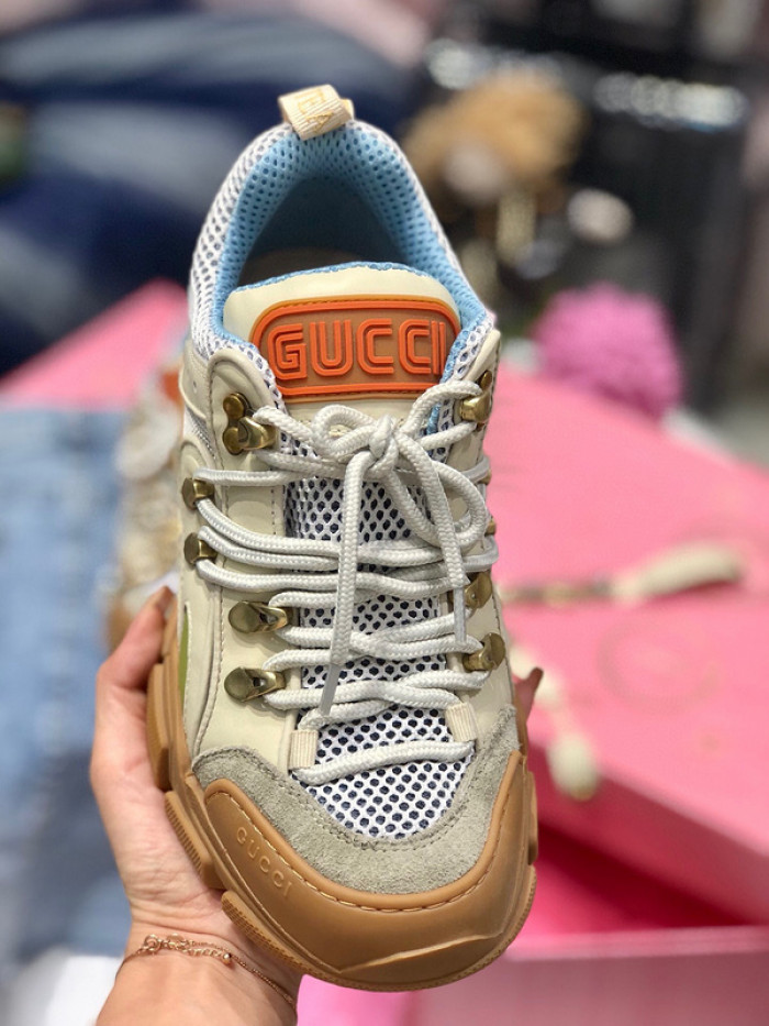G*u*i1 flashtrek sneaker