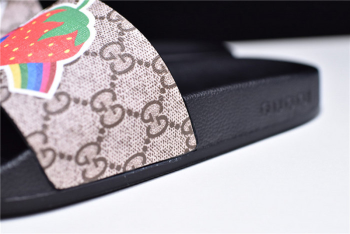 G*u*i1 sandals