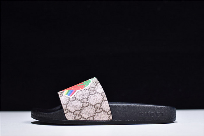 G*u*i1 sandals