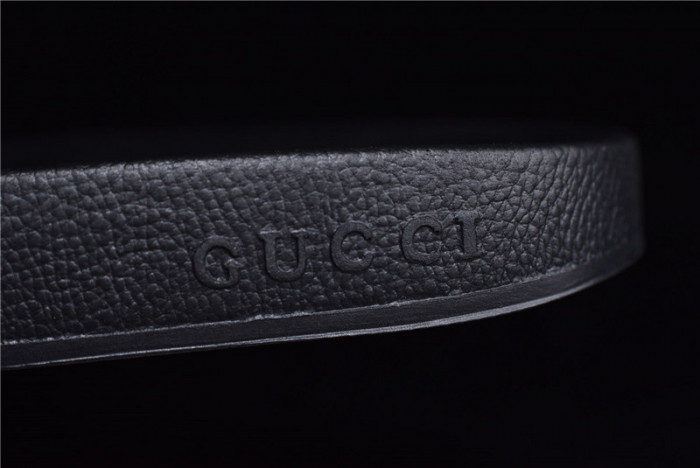 G*u*i1 sandals