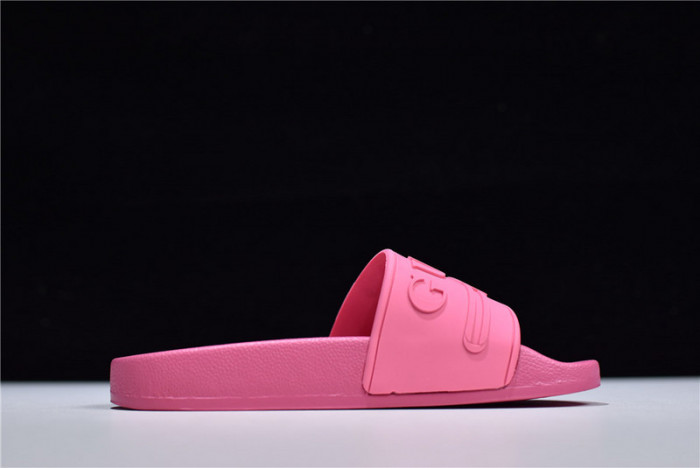 G*u*i1 sandals