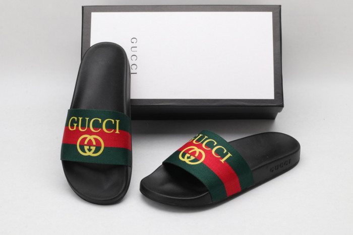 G*u*i1 sandals