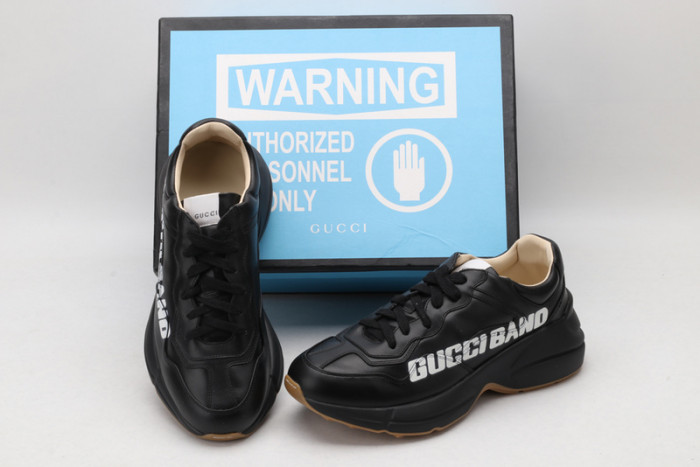 G*u*i sneaker g1000054