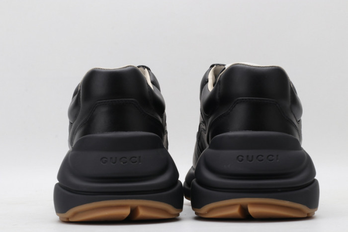 G*u*i sneaker g1000052