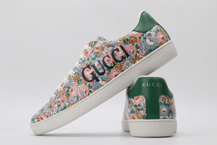 G*u*i sneaker g1000024