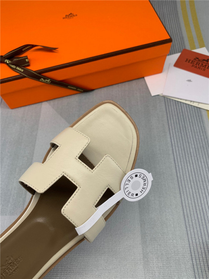 h*rmes sandals 800016