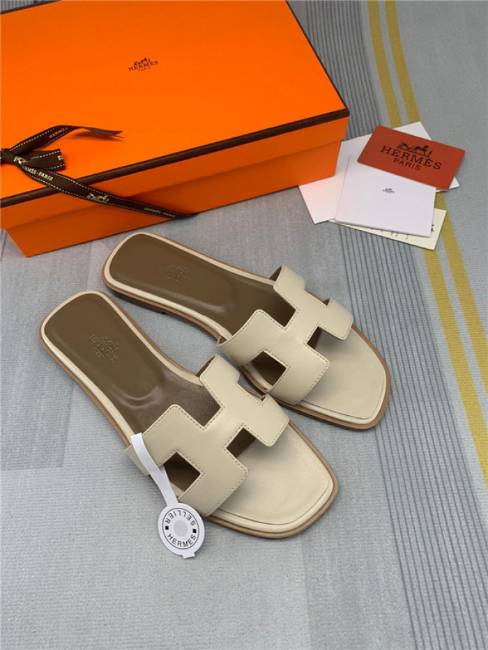 h*rmes sandals 800016