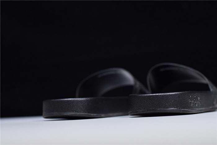 lou1s vu1tton sandals