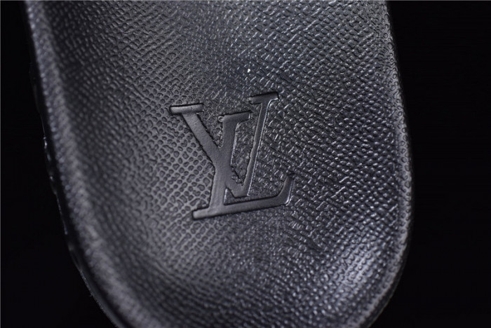 lou1s vu1tton sandals