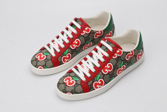 G*u*i sneaker g1000047