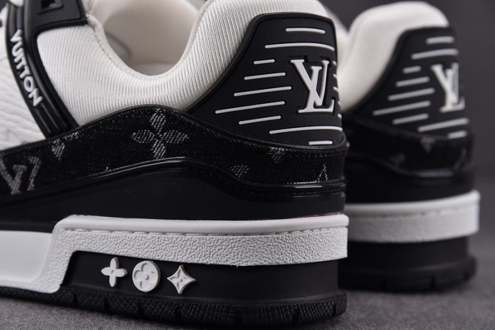 lou1s vu1tton sneakers