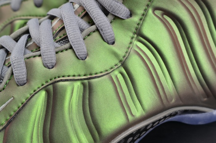 nike air foamposite one “shine” dark stucco/ black aa3963-001