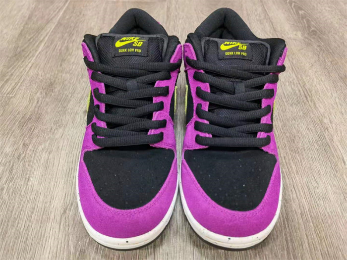 dunk sb low sp bq6817-501